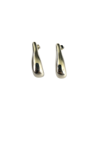 Brinco de forma orgânica curvado moderno banhado a prata 925 – UNA Semijoias e Aço