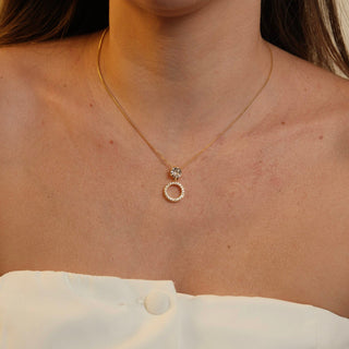 COLAR ZIRCONIA GRANDE COM CIRCULO VAZADO CRAVEJADO BANHADO