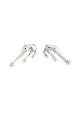 Brinco de forma orgânica splash metade banhado a prata 925 – UNA Semijoias e Aço