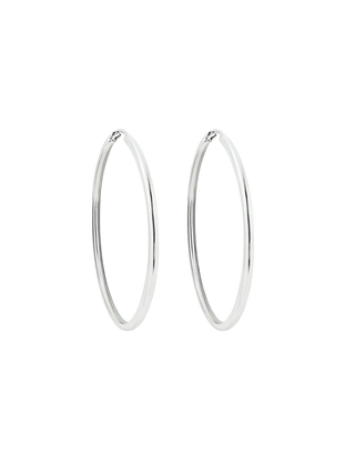 Argola fechada tamanho M em aço inoxidável com 4 mm de espessura, acabamento polido e design moderno, hipoalergênica e resistente à oxidação.