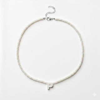 COLAR CRISTAL COM LETRA EM RESINA