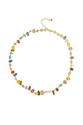 Colar mix de pedras de vidro coloridas, acabamento artesanal e vibrante.
