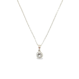 • Colar ponto de luz zircônia banhado a prata 925 da UNA Semijoias e Aço em fundo branco, com pingente redondo brilhante e corrente fina centralizada.
